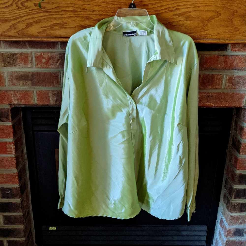 Fashion bug brand green shiny 3/4 blouse 22/24